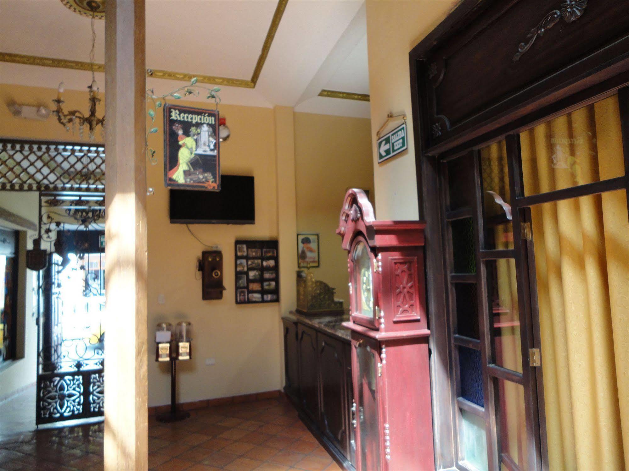 Hotel Vieja Mansion كوينكا المظهر الخارجي الصورة